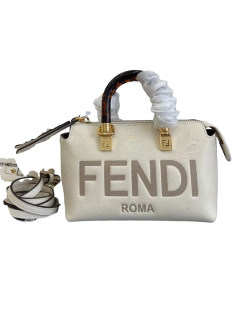 Women Fendi Handbag White